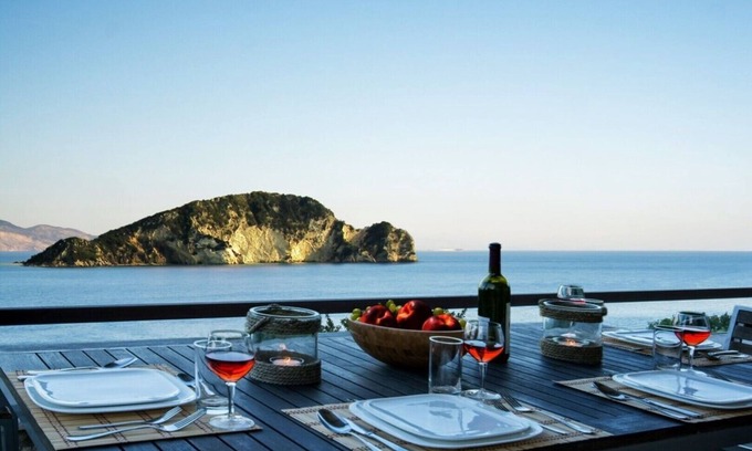 Marathias Villa | 'Villa With Private Pool - Sea View - For 2 Adults + 2 Young Children'