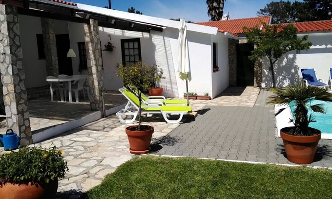 Casalinho Villa | Villa with private pool and garden, near the beach and Lagoa