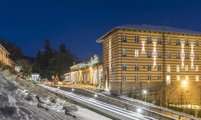 Serralunga d'Alba Hotel | Villaggio Narrante - Le Case dei Conti Mirafiore