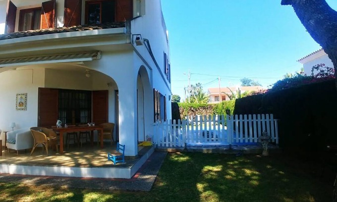 Benicassim House | Villapolonia, casa 8 pax. piscina y aire ac.