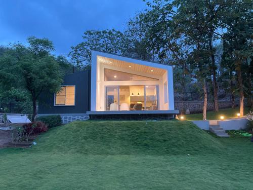 Pune Villa | Villetta, cozy and uber modern cottage.