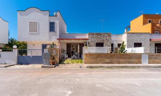 Boncore House | Villino Summer by BarbarHouse