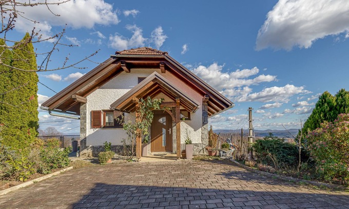 Crnomelj House | Vineyard Cottage Bahor, Črnomelj, Slovenia