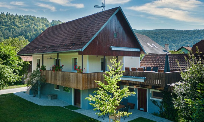 Crnomelj Apartment | Vineyard Suite Kolpa Zupančič A, Stari Trg ob Kolpi, Slovenia