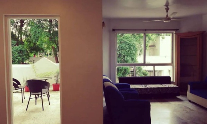 Koregaon Park Apartment | Vintage 2BHK Green & Peaceful - Osho Centre at 5 mins