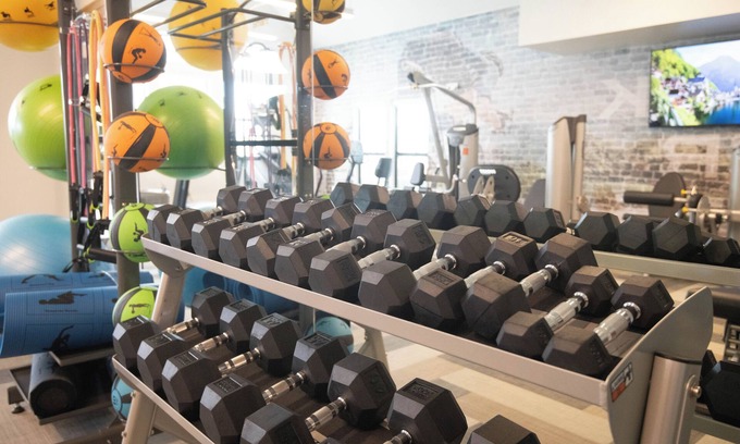 Star Apartment | Vintage Star apartment with pool, gym and Pac-Man