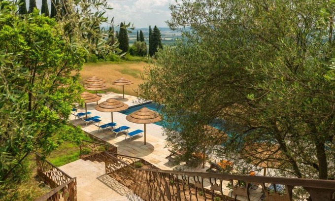 Monte Antico Alto Apartment | Violapo al Castello by Interhome