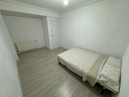 Carabanchel Hotel | VIP Room Madrid Camino Viejo