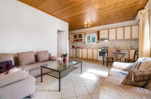 Agios Ioannis Apartment | Virginia Studios