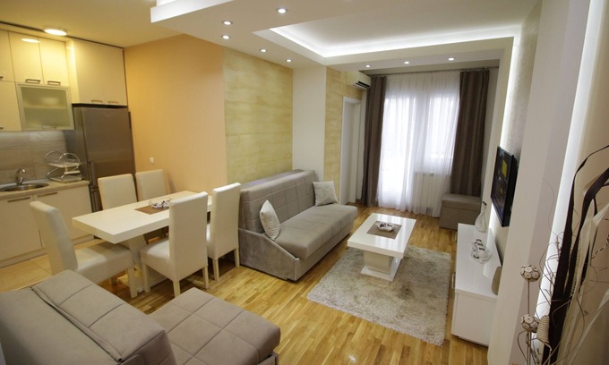 Vracar Apartment | Visit BELGRADE stay in luxury apartment for five persons