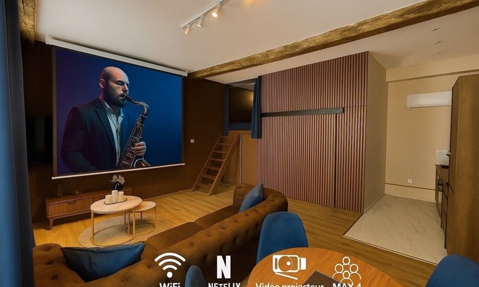 Vienne Apartment | Visit Jazz in the heart of Vienna, with a video projector just like at the movies! Hypercentre