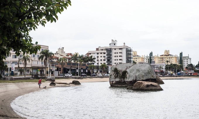 Florianopolis Apartment | Vista Mar na Via Gastronômica Coqueiros COQ2