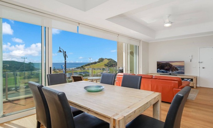 Terrigal Apartment | VITAMIN SEA | Ocean Views , WIFI | Accom Holidays