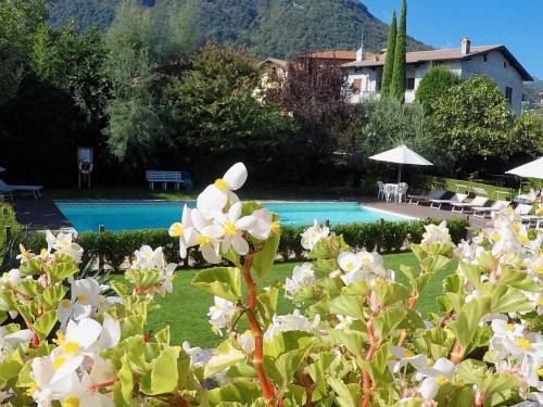 Dongo Apartment | Vittoria Residence