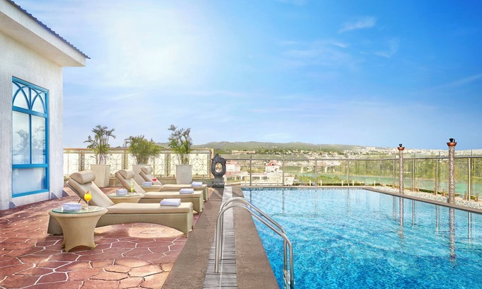 Jammu Hotel | Vivanta Jammu City Centre