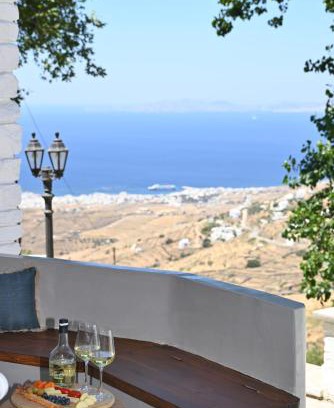 Tinos Apartment | Vivian Suites Thea