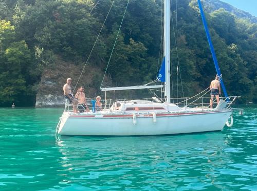 Aix-les-Bains Boat Rental | Voilier Aix les bains