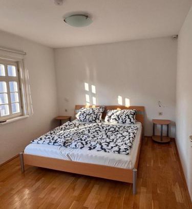 Herrenberg Apartment | Voll ausgestattetes Apartment direkt in der City