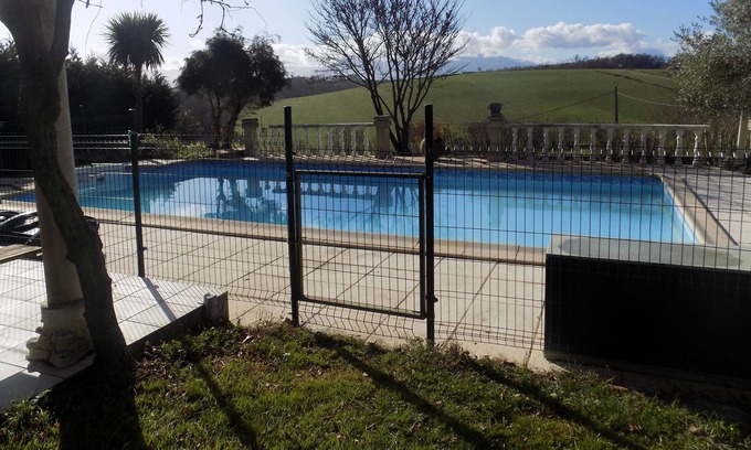 Saux-et-Pomarede Other | Vrbo Property