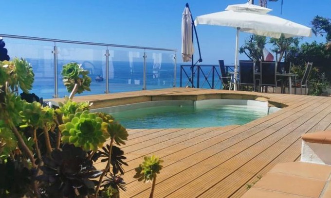 Roquebrune-Cap-Martin Apartment | Vue magnifique, piscine privée chauffée et sauna à 10min de Monaco