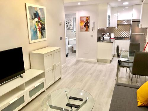 Leon Apartment | W W W GoyaHospitales es Bajo B