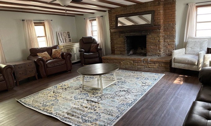 Palisades House | Wagon Wheel House – Nature & Wildlife Stay