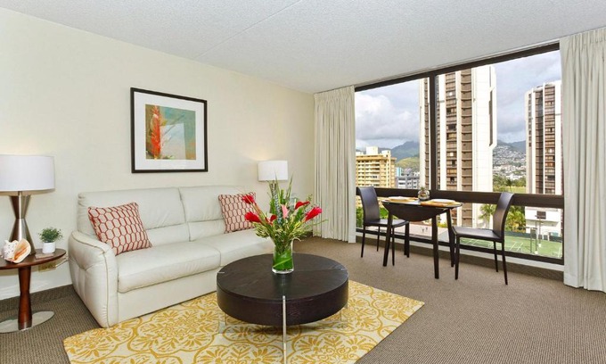 Waikiki Bed & Breakfast | Waikiki Sunset #1211