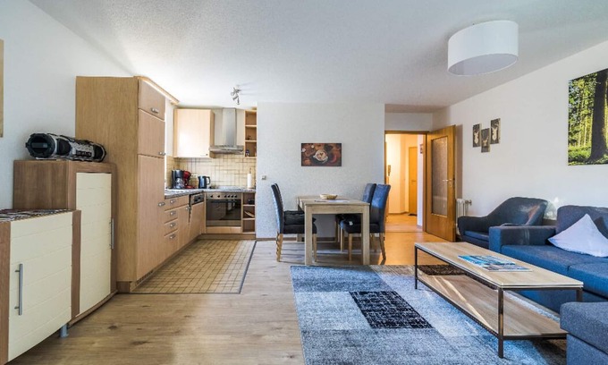 Titisee-Neustadt Apartment | Waldklang Titisee (W7) + Hochschwarzwald Card