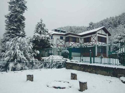 Pahalgam Hotel | Walisons Peace Resort