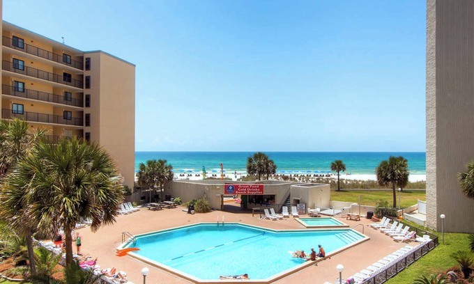 Panama City Beach Apartment | 🌴Walk out to Beach-Beachside Pool-Studio Top of the Gulf 110🌴