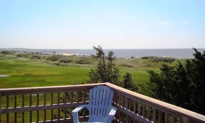 South Harwich House | Walk to Beach Water Views Wraparound Deck WiFi Deja View