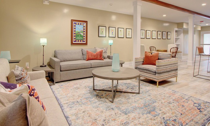 Charleston Historic District Condo | Walk to Charleston’s Best Dining and Entertainment