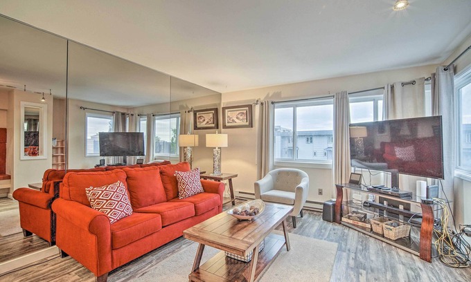 South Addition Condo | Walk to Downtown & Coast Trail: Condo in Anchorage