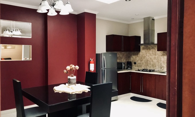 Cuenca Apartment | Walkable to Downtown/Stadium/Hosp. St Ines. 2B/2B Apartment + Terrace 2nd Floor