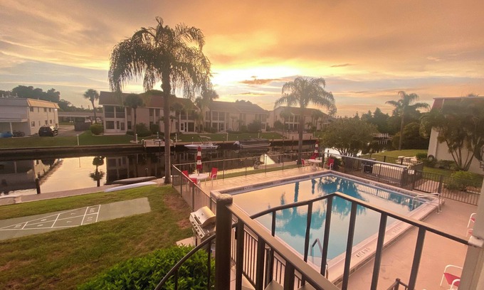 Yacht Club Condo | WATERFRONT Condo with pool. Great views of sunsets. Condo is like new!
