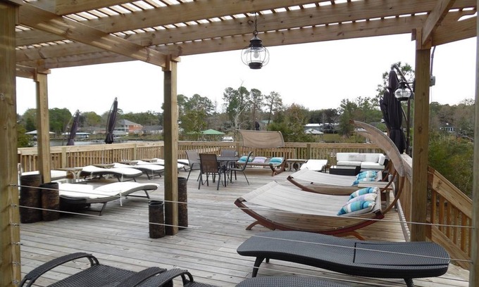 Foley Condo | Waterfront - great fishing, peaceful & quiet, yet close to Tanger Outlets & OWA