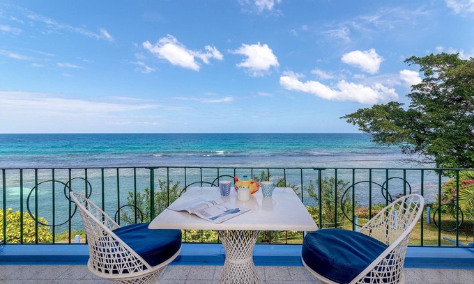 Ocho Rios Apartment | Waterfront , minutes from the beach, self catering, 24 hr security,