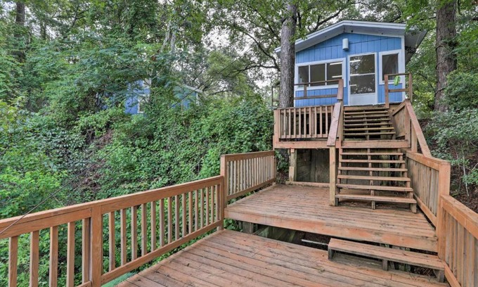 Sopchoppy House | Waterfront Sopchoppy Hideaway with 2 Kayaks!