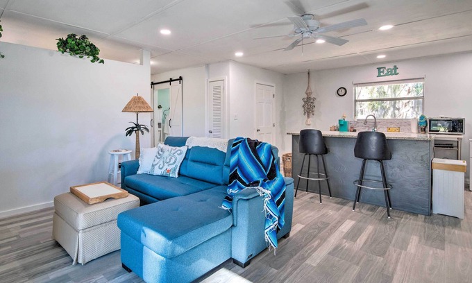 Fellowship Apartment | Waterfront Studio w/Dock Access in Inglis!