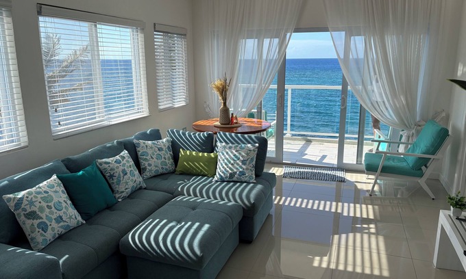 Tower Isle Condo | WatersEdge -B3