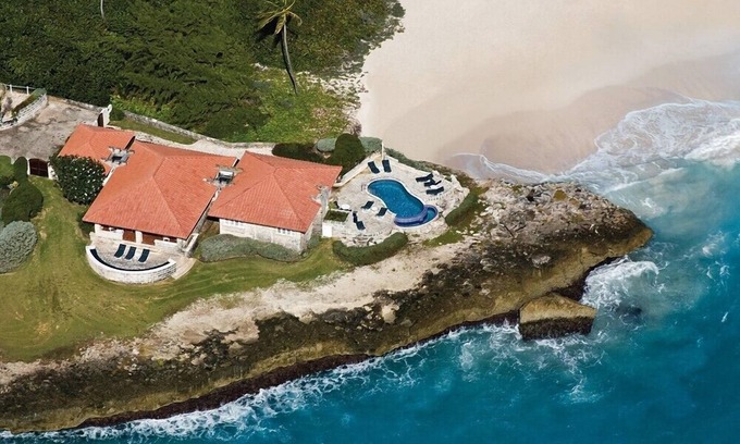 Long Bay Villa | Wavecrest: Ocean Front villa with private pool and beach access