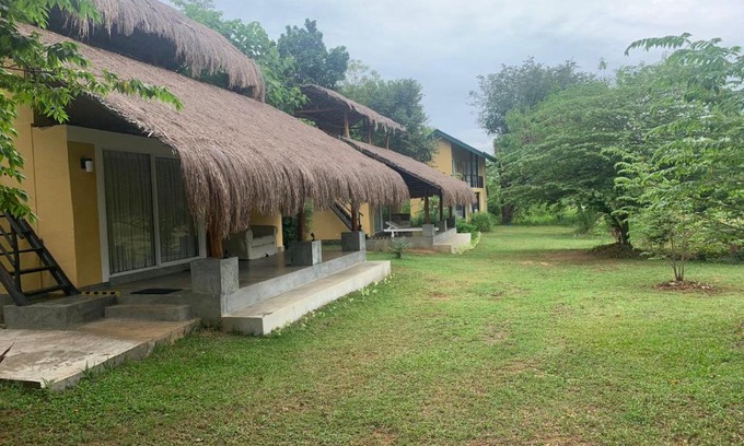 Wilgamuwa Hotel | Web of Life Resort Wasgamuwa