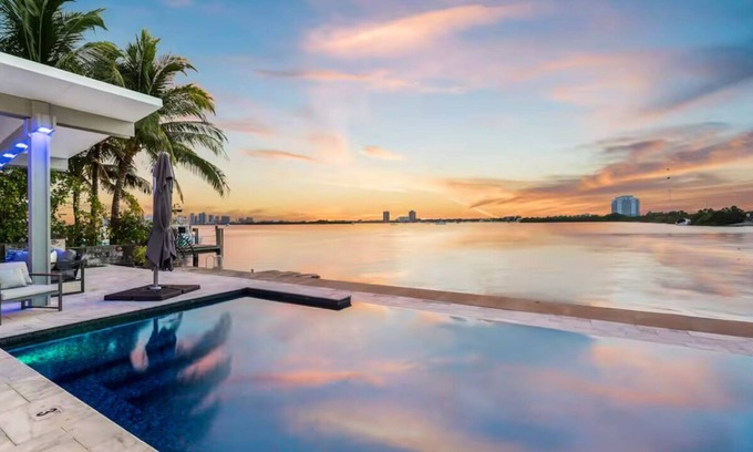 North Bay Village House | Welcome to Bayfront Tranquility Luxury Retreat!nEscape to paradise
