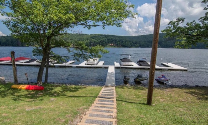 Mountainside House | Welcome to Lakeski Lodge! Lake and Mountain View! Lake access and private dock!