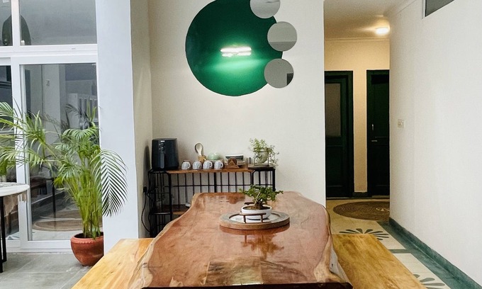 C-Scheme Bed & Breakfast | Welcome to Pinterest Inspired Villa in center of the city.