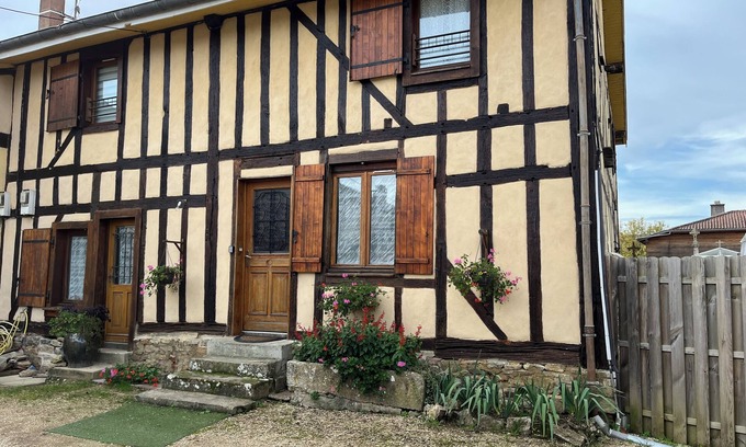 La Porte du Der Cottage | Welcome to the Gîte air du Temps spa at your disposal