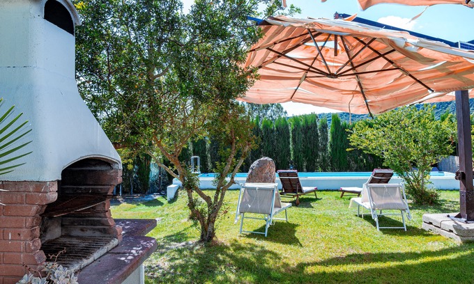 Alghero Villa | Welcome to Villa Mirta: Your Tranquil Retreat in Alghero