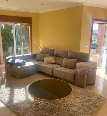 Mira House | Welcoming house with terrace and garden in Barra de Mira