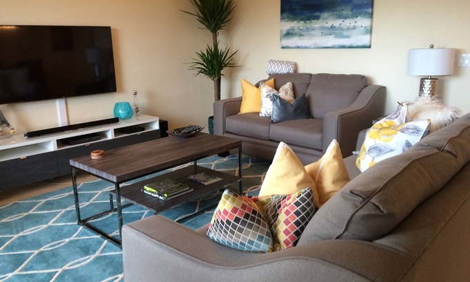 Braden River Condo | Well appointed 3rd floor unit Includes Golf