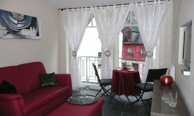 Bernkastel House | Well equipped cottage for two in the historic old town district.